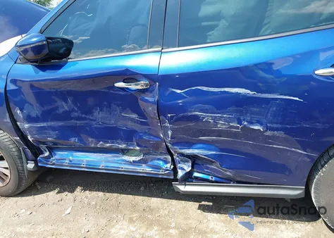 2017 Nissan Pathfinder S/Sv/Sl/Platinum z USA, uszkodzony, nr VIN 5N1DR2MN5HC610748